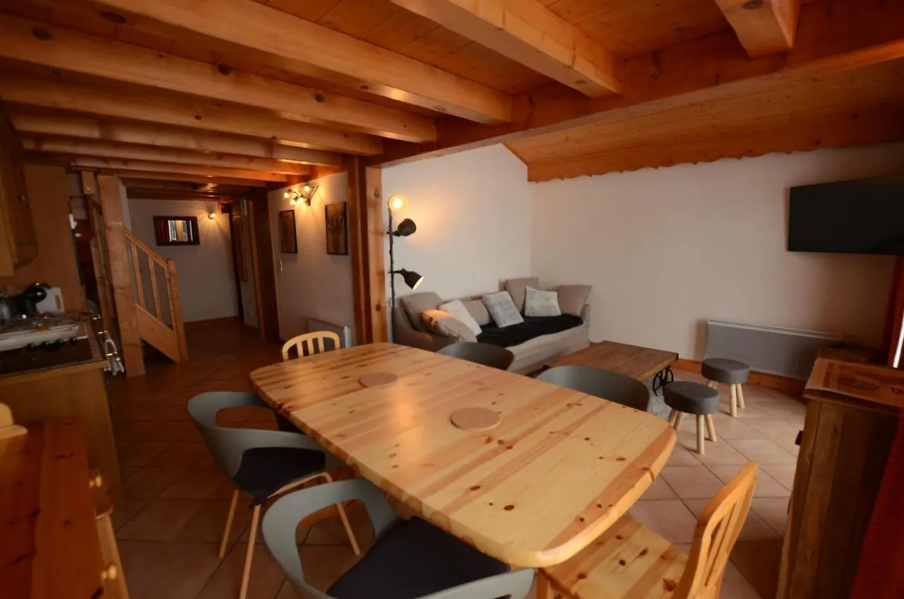 Chalet A, Village Des Lapons Les Saisies, 3 Chambres Et 1 Espace Nuit Mezzanine 0*,